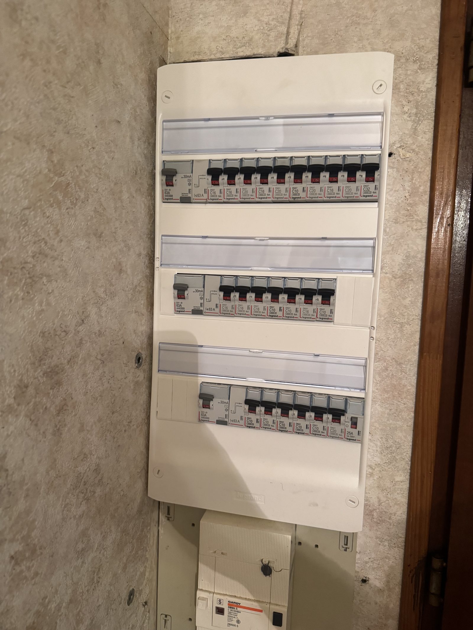 Coffret Legrand circuit dédié compresseur