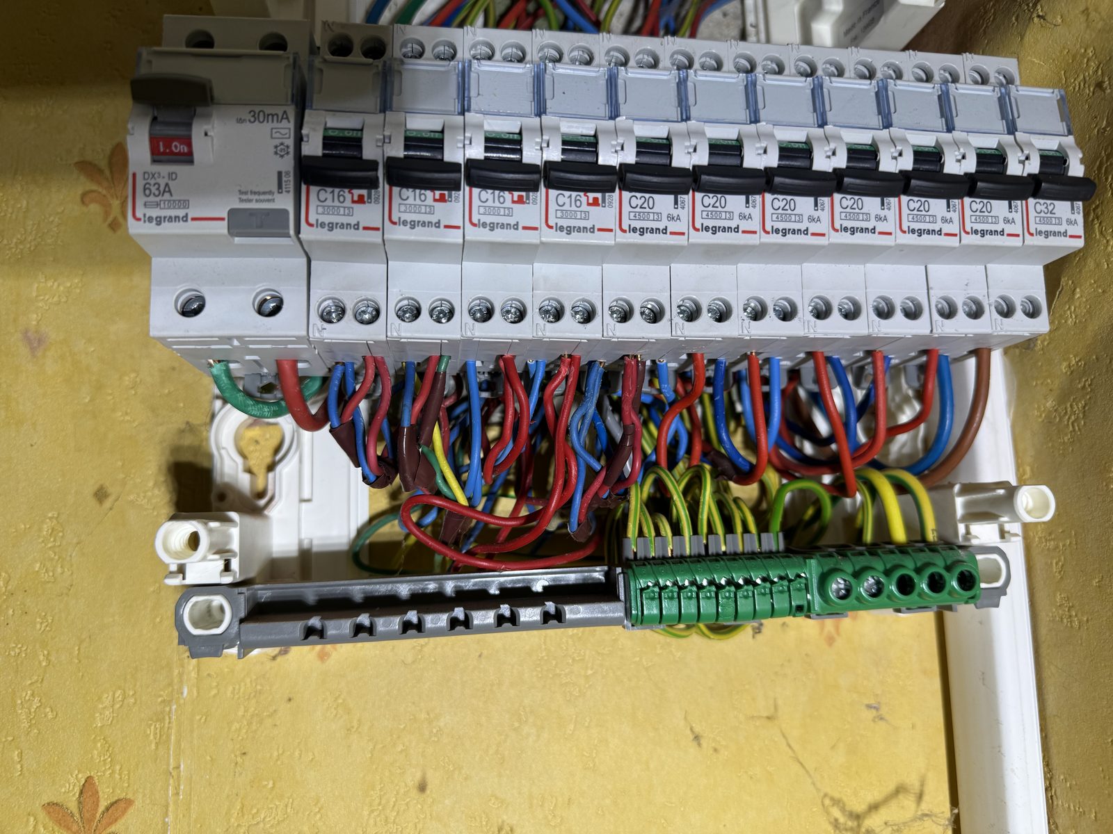 Tableau Legrand DX3 différentiel 63A