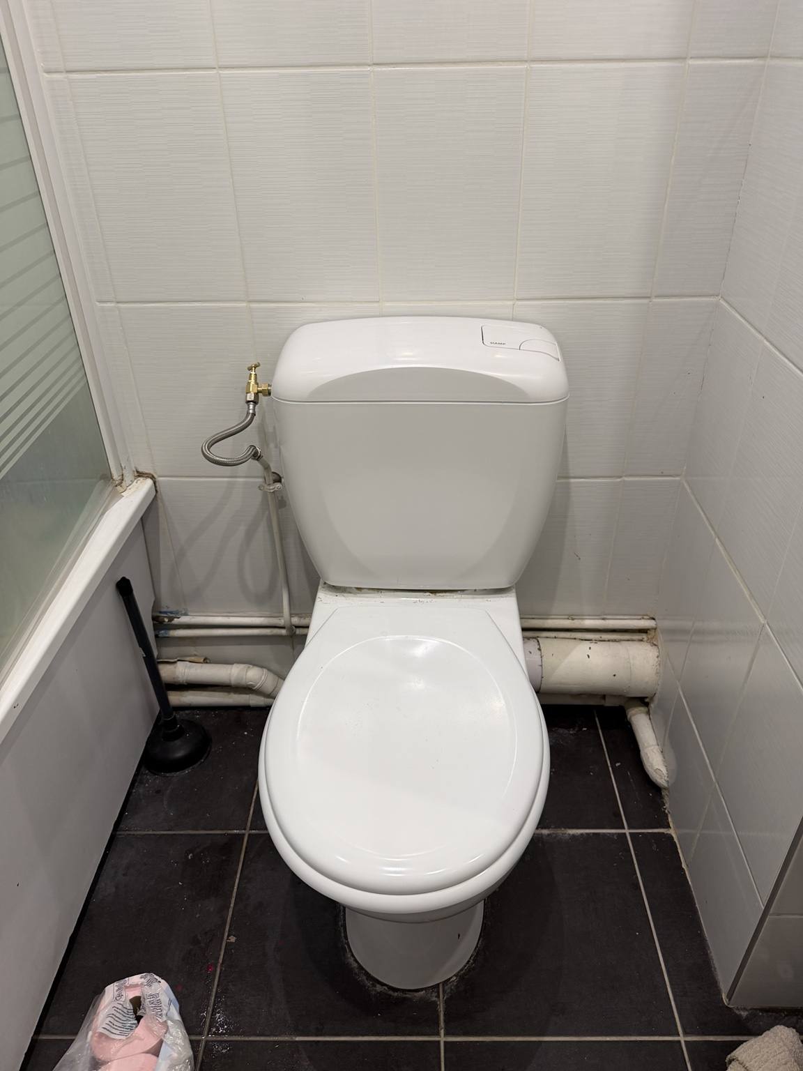 Installation WC complet Siamp avec robinet d'arrêt — Pontault-Combault